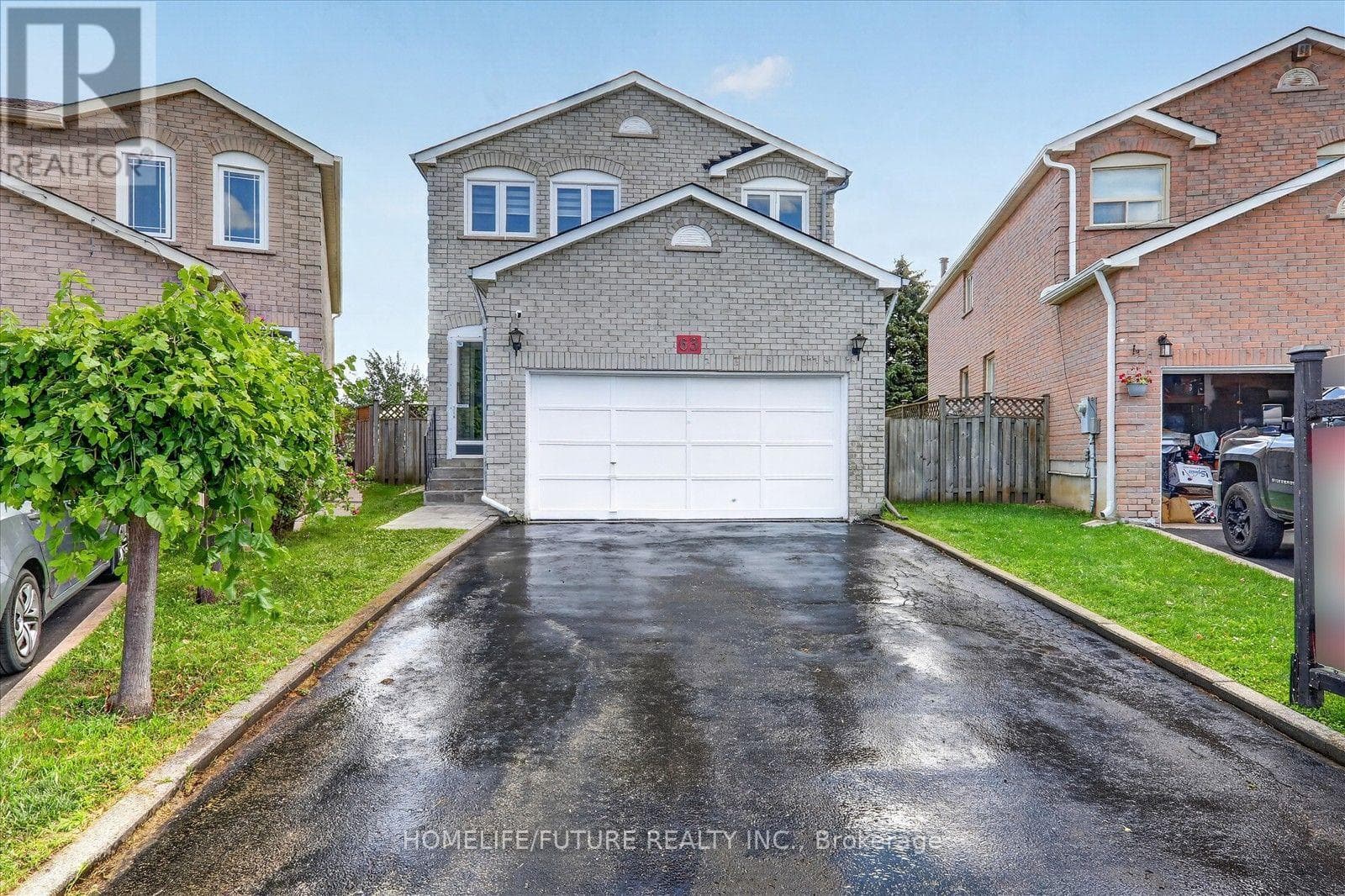 63 Chloe Crescent