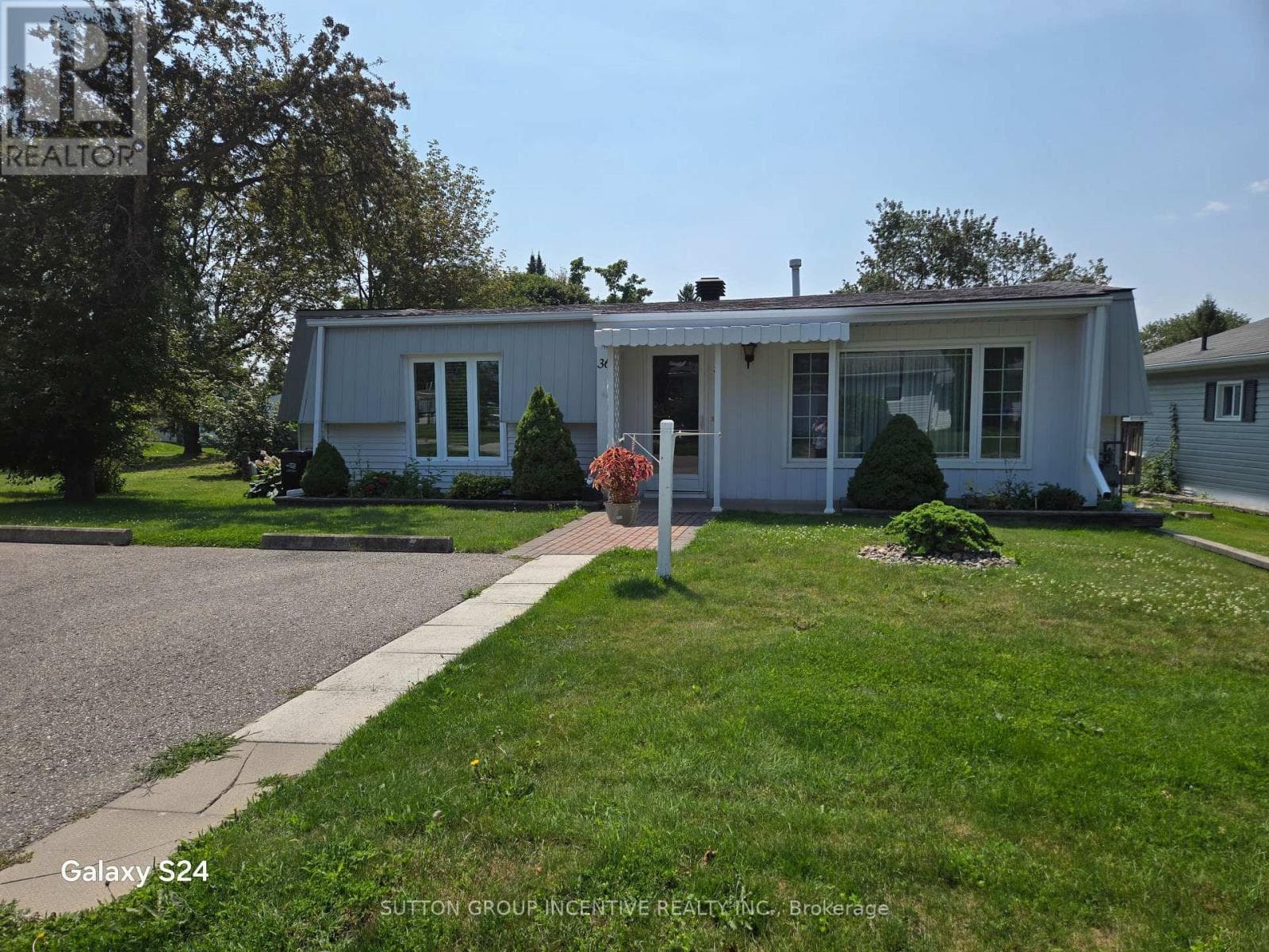 36 Weeping Willow Drive