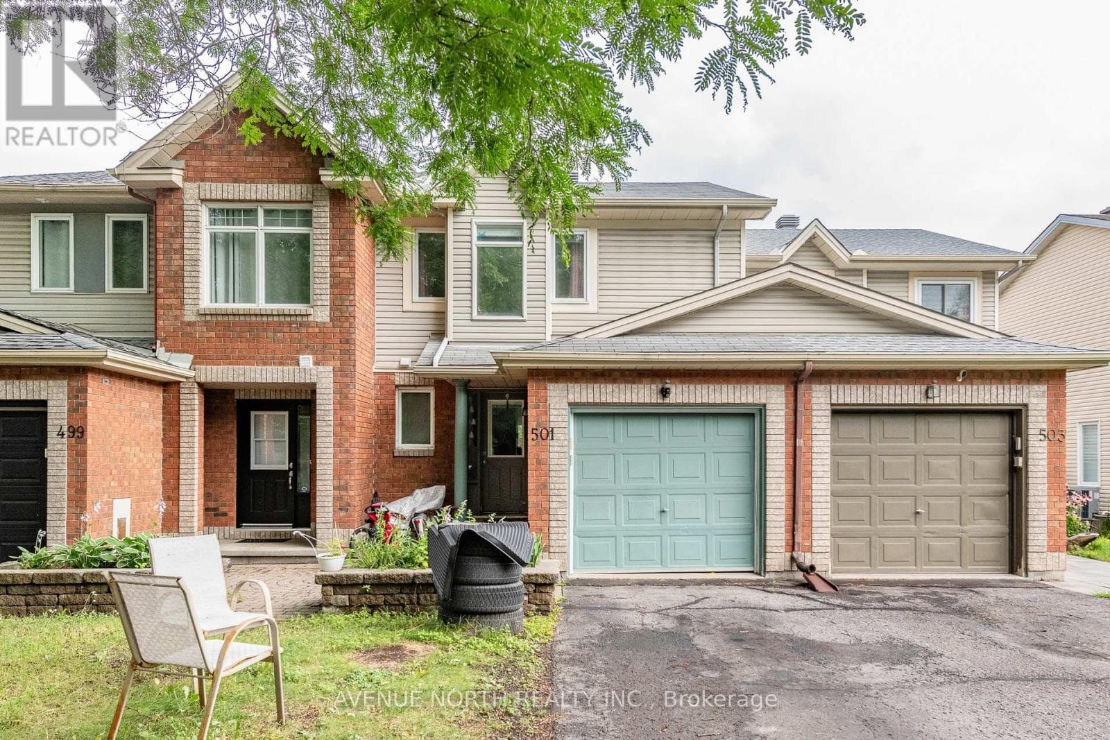 501 Lawler Crescent