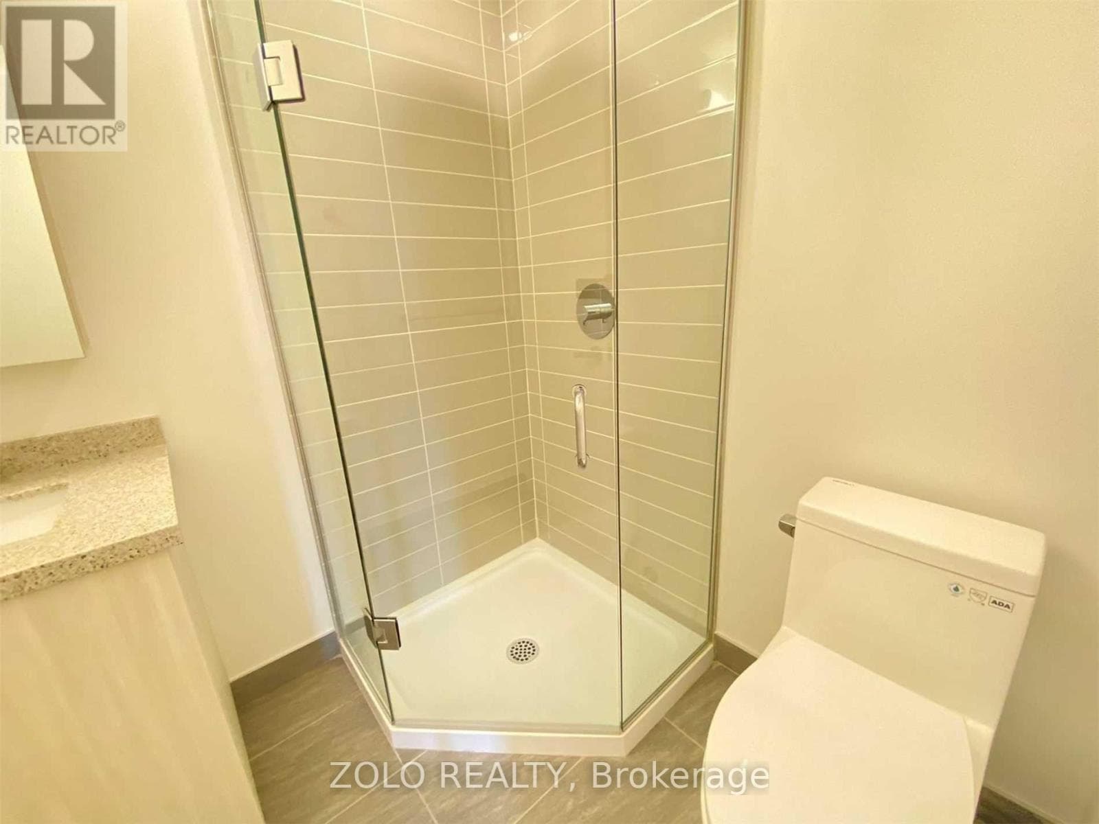 Single Family at 1602E- 8868 Yonge Street, Richmond Hill (South Richvale), Ontario - Photo 7 - RE/MAX Garden City Realty