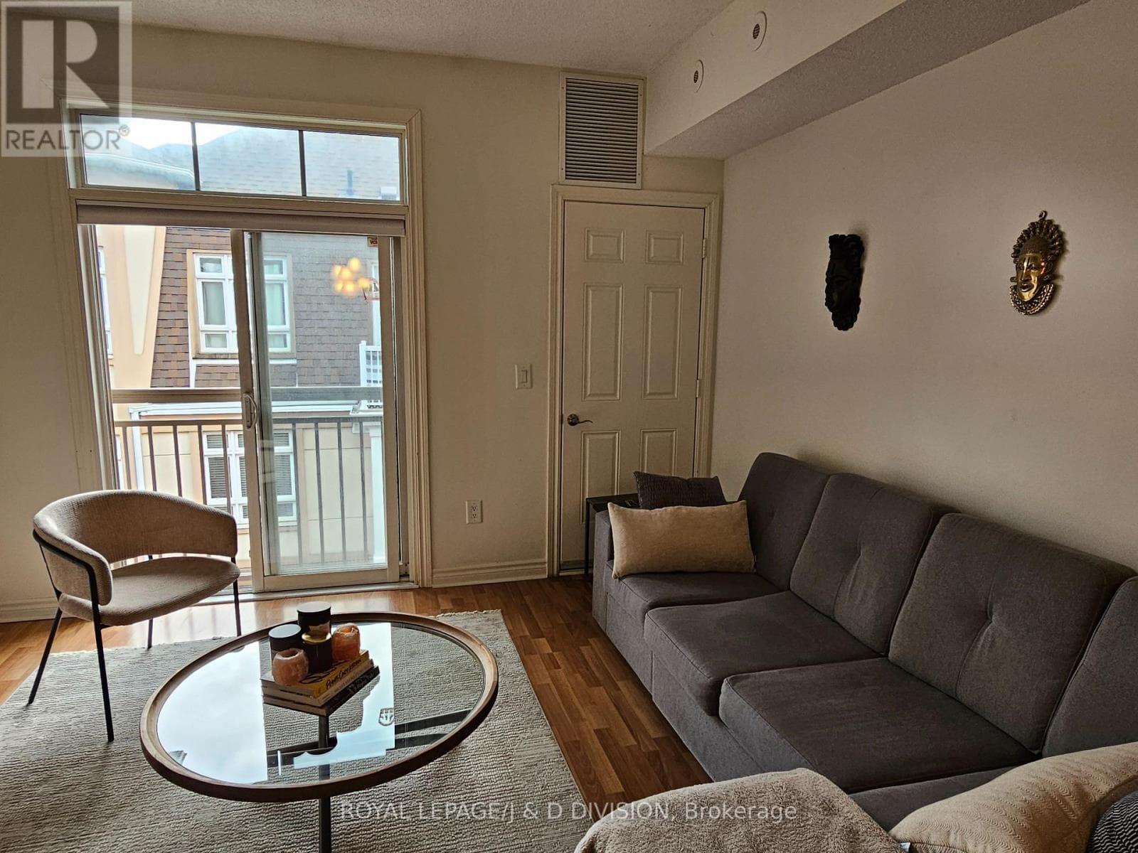 Single Family at 9- 38 Gibson Avenue, Toronto (Weston), Ontario - Photo 4 - RE/MAX Garden City Realty