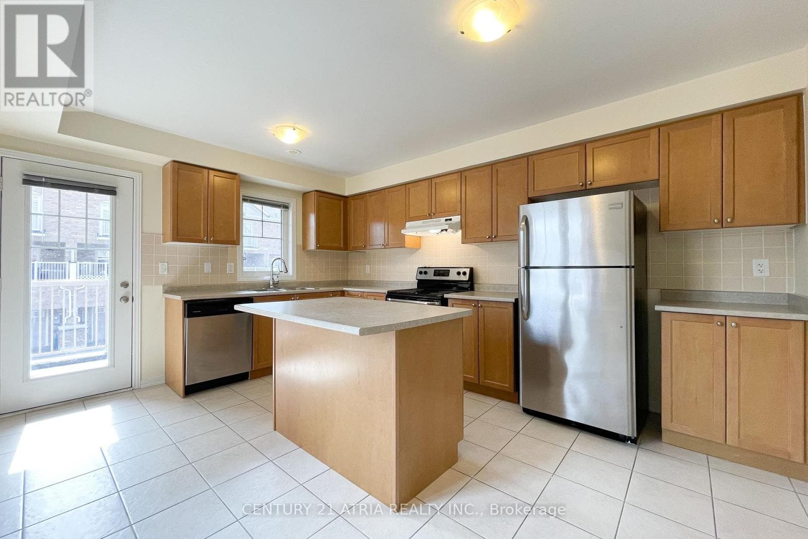 Single Family at 5295 Major Mackenzie Drive, Markham (Berczy), Ontario - Photo 9 - RE/MAX Garden City Realty