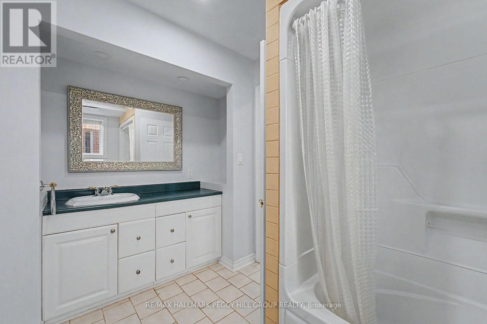 Single Family at Lower- 148 Livingstone Street, Barrie (East Bayfield), Ontario - Photo 7 - RE/MAX Garden City Realty