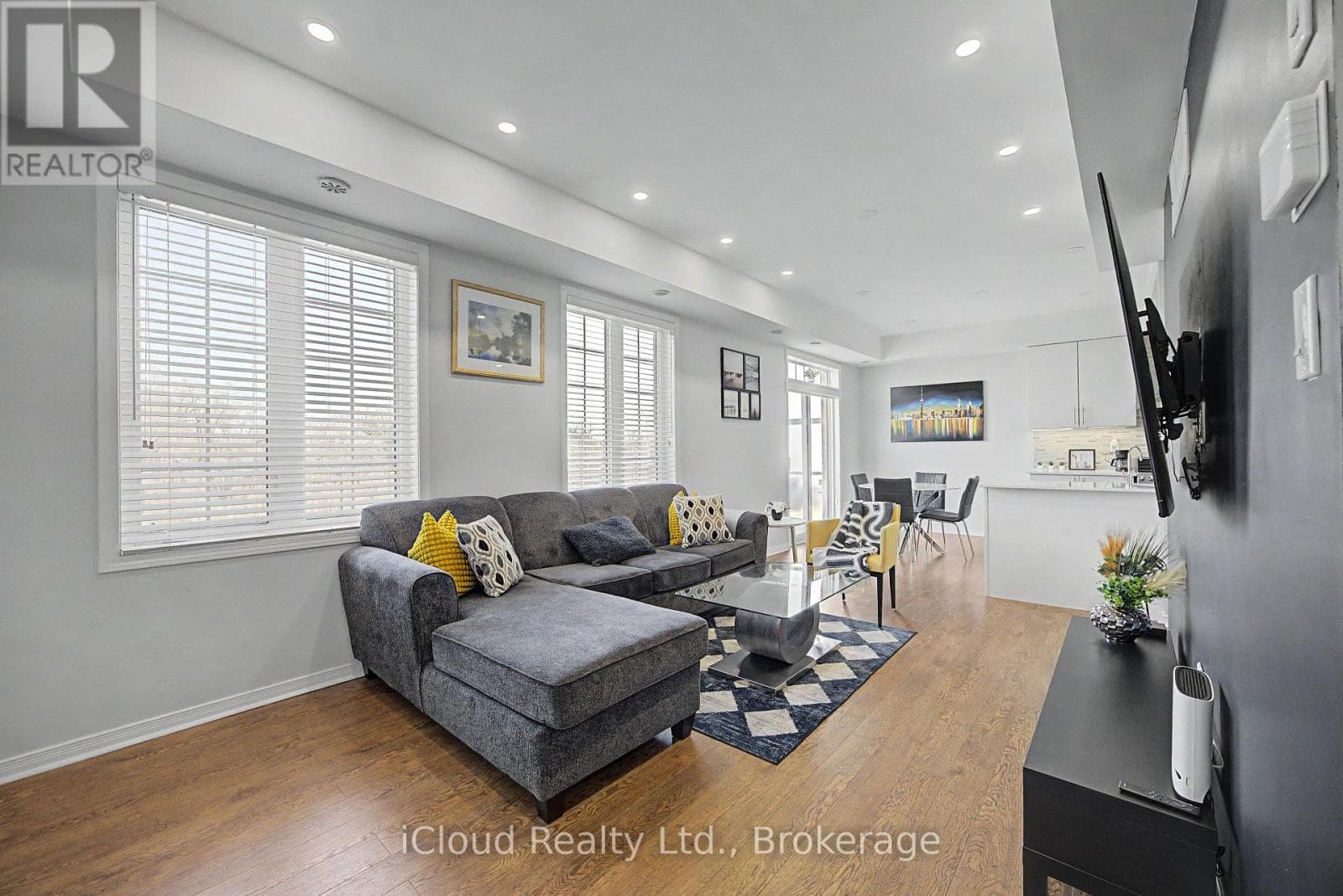 6- 180 Howden Boulevard