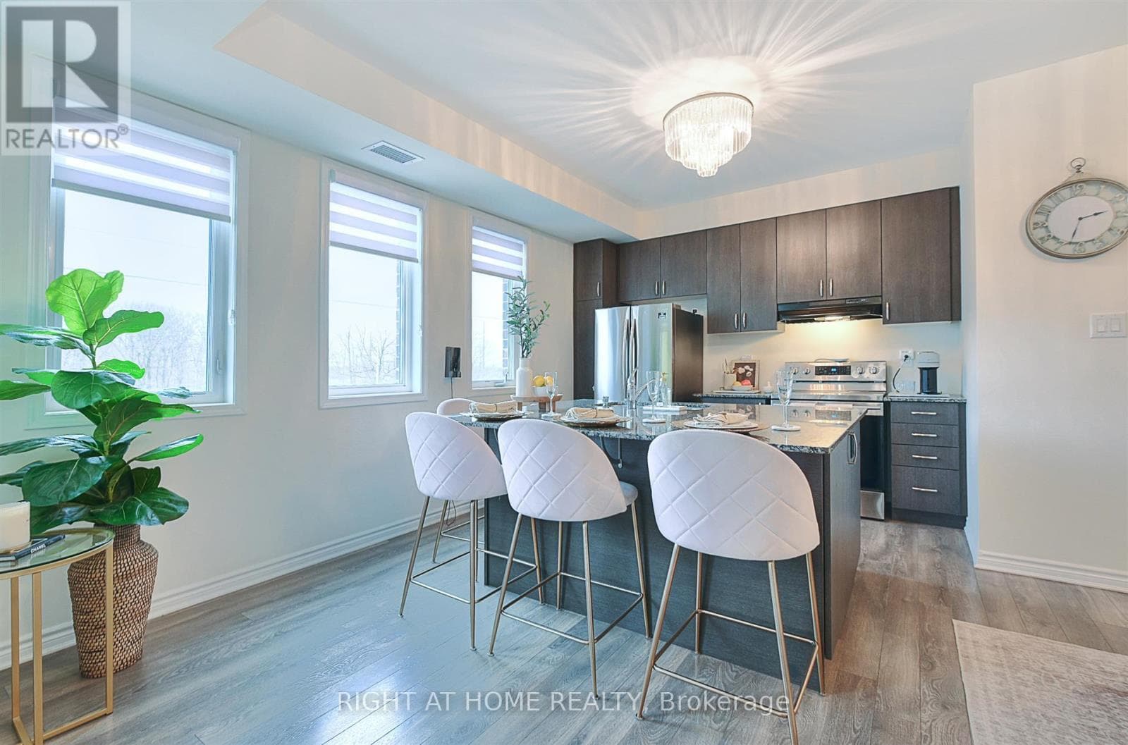 Single Family at 403- 1148 Dragonfly Ave Avenue, Pickering, Ontario - Photo 8 - RE/MAX Garden City Realty