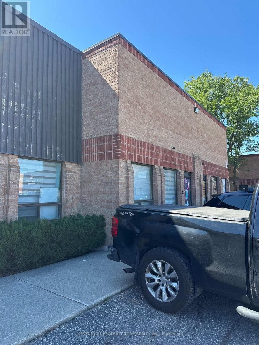 43- 173 ADVANCE Boulevard