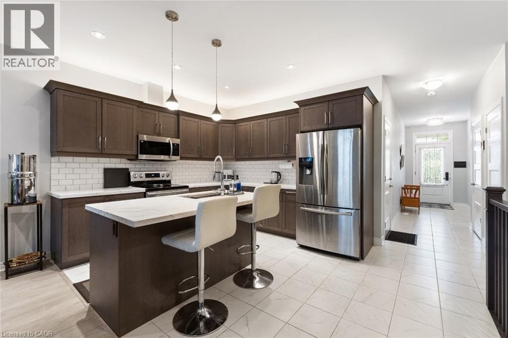 Single Family at 60 ANDREW Lane, Thorold, Ontario - Photo 9 - RE/MAX Garden City Realty