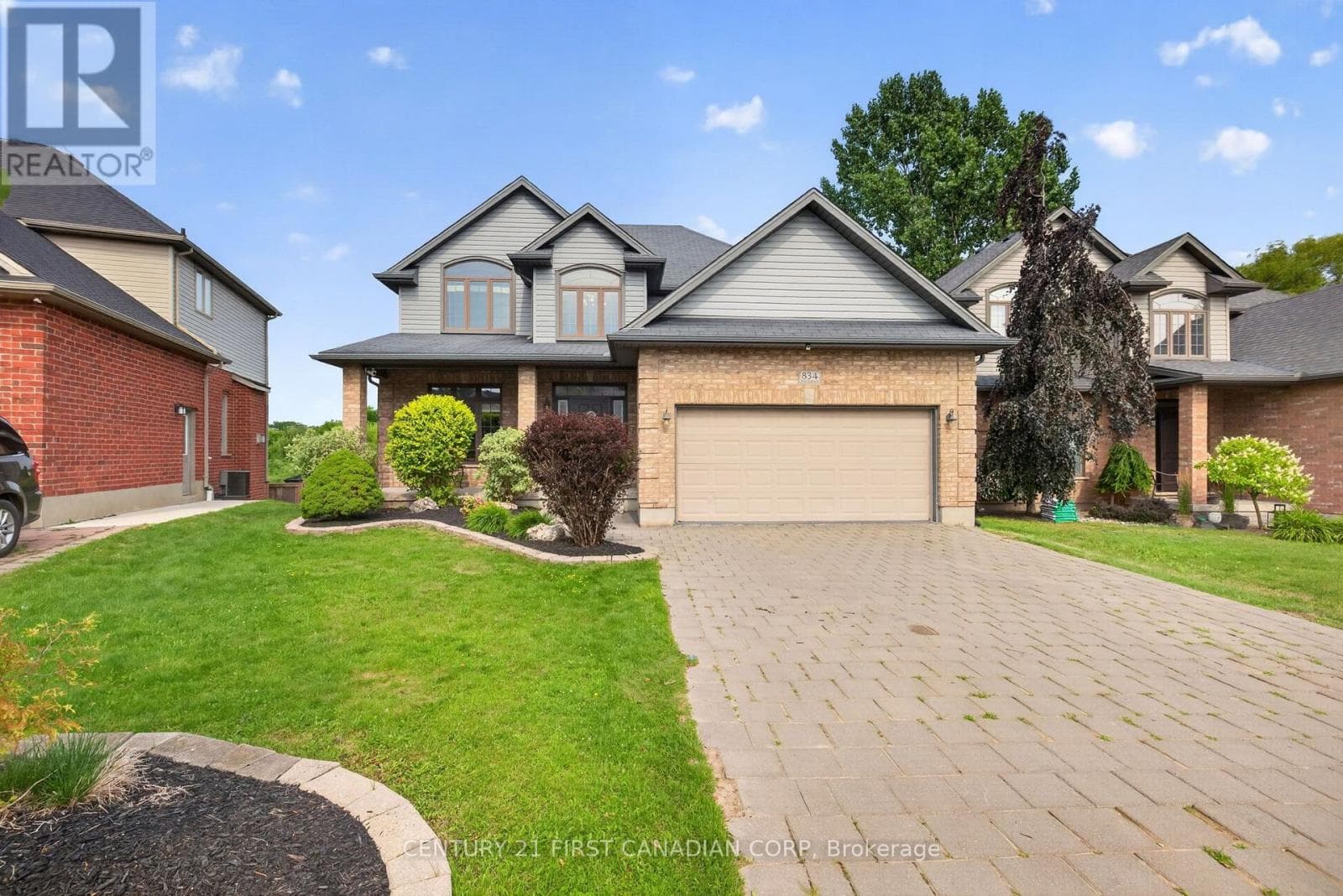 834 Talisman Crescent