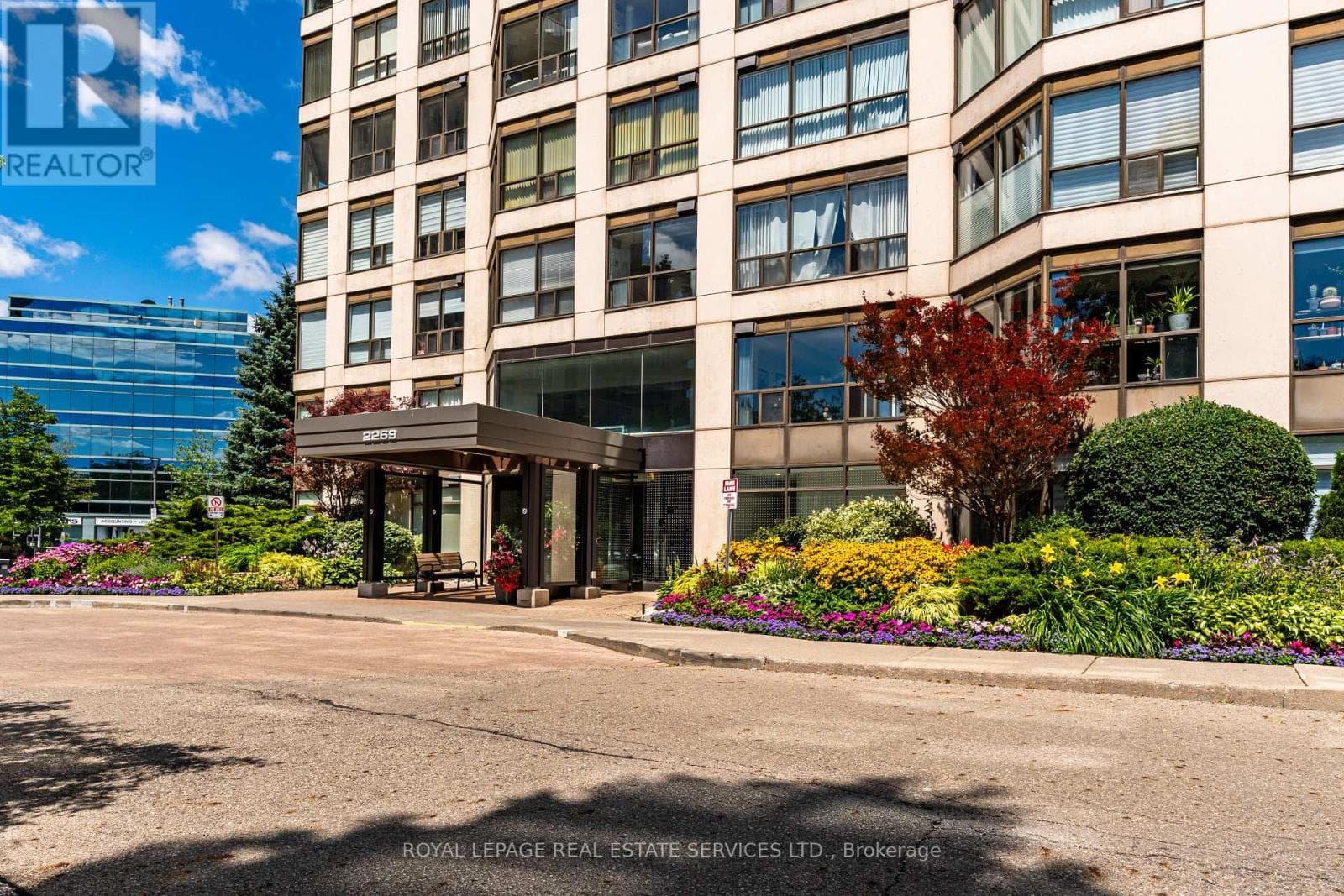 511- 2269 Lake Shore Boulevard