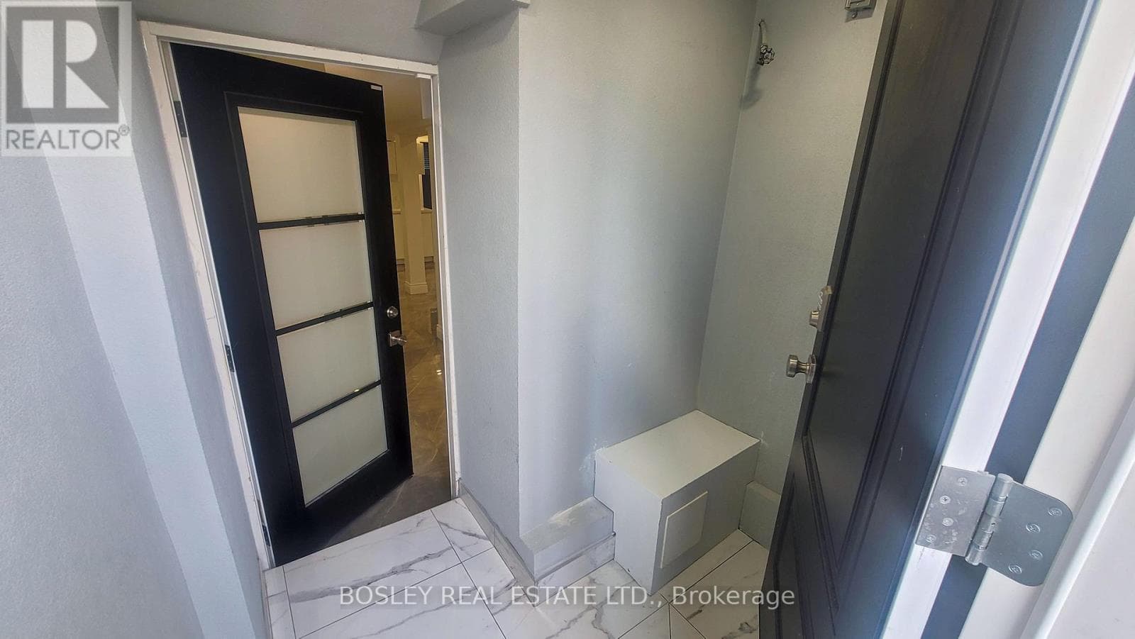 Single Family at 623 Dupont Street, Toronto (Annex), Ontario - Photo 4 - RE/MAX Garden City Realty