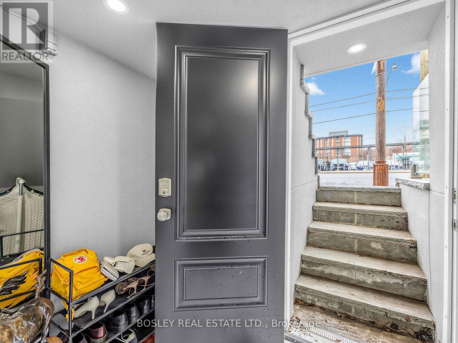 Single Family at 623 Dupont Street, Toronto (Annex), Ontario - Photo 5 - RE/MAX Garden City Realty