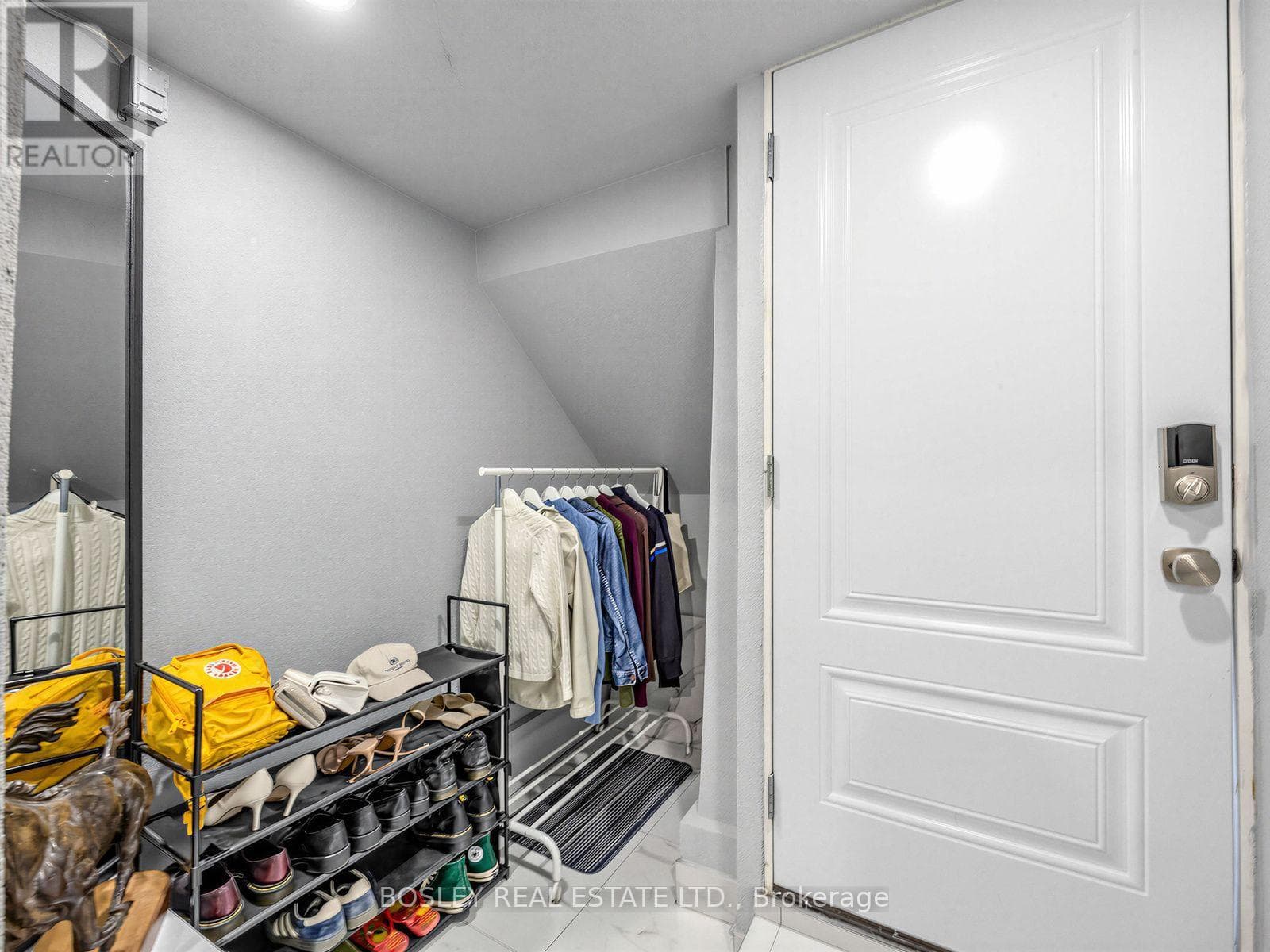 Single Family at 623 Dupont Street, Toronto (Annex), Ontario - Photo 6 - RE/MAX Garden City Realty