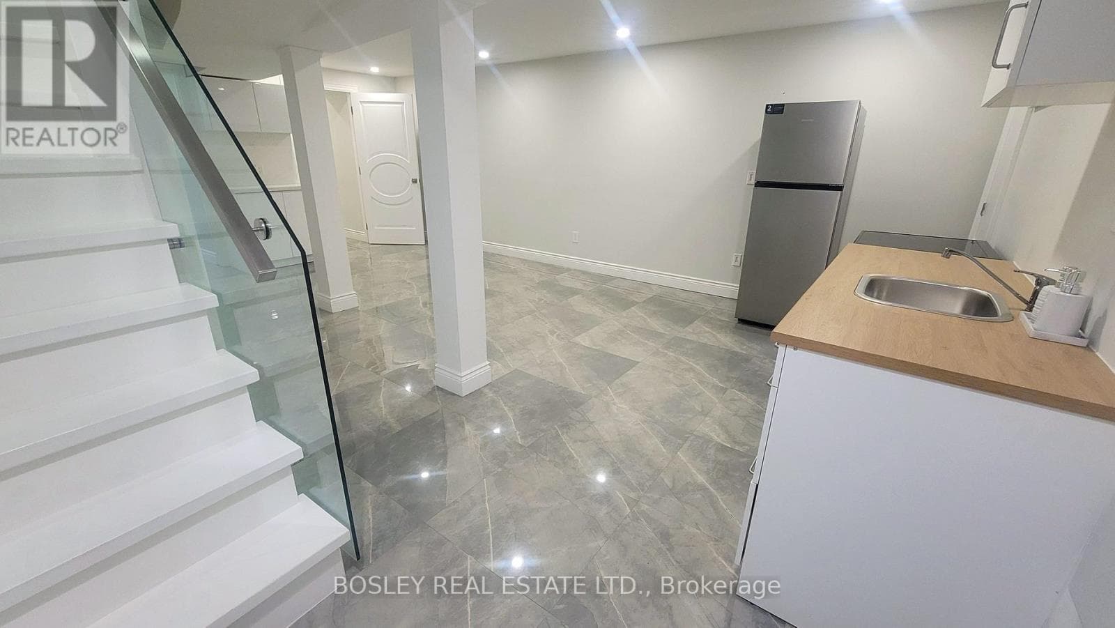 Single Family at 623 Dupont Street, Toronto (Annex), Ontario - Photo 9 - RE/MAX Garden City Realty