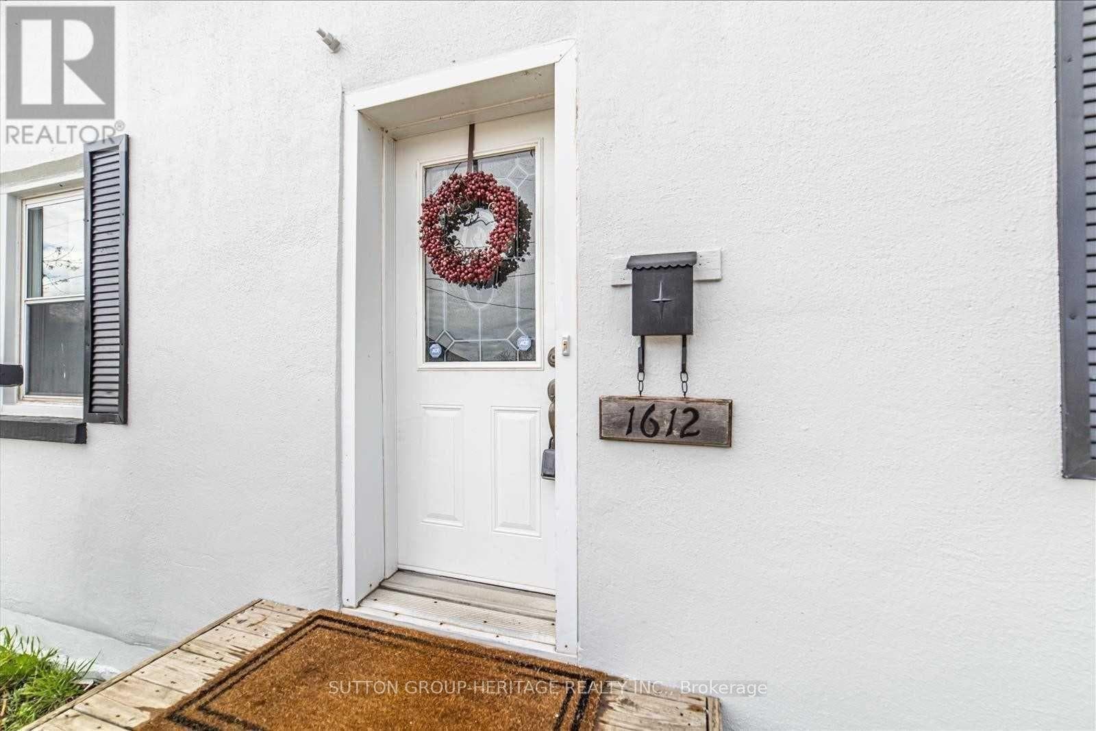 Single Family at 1612 Dufferin Street, Whitby (Port Whitby), Ontario - Photo 2 - RE/MAX Garden City Realty