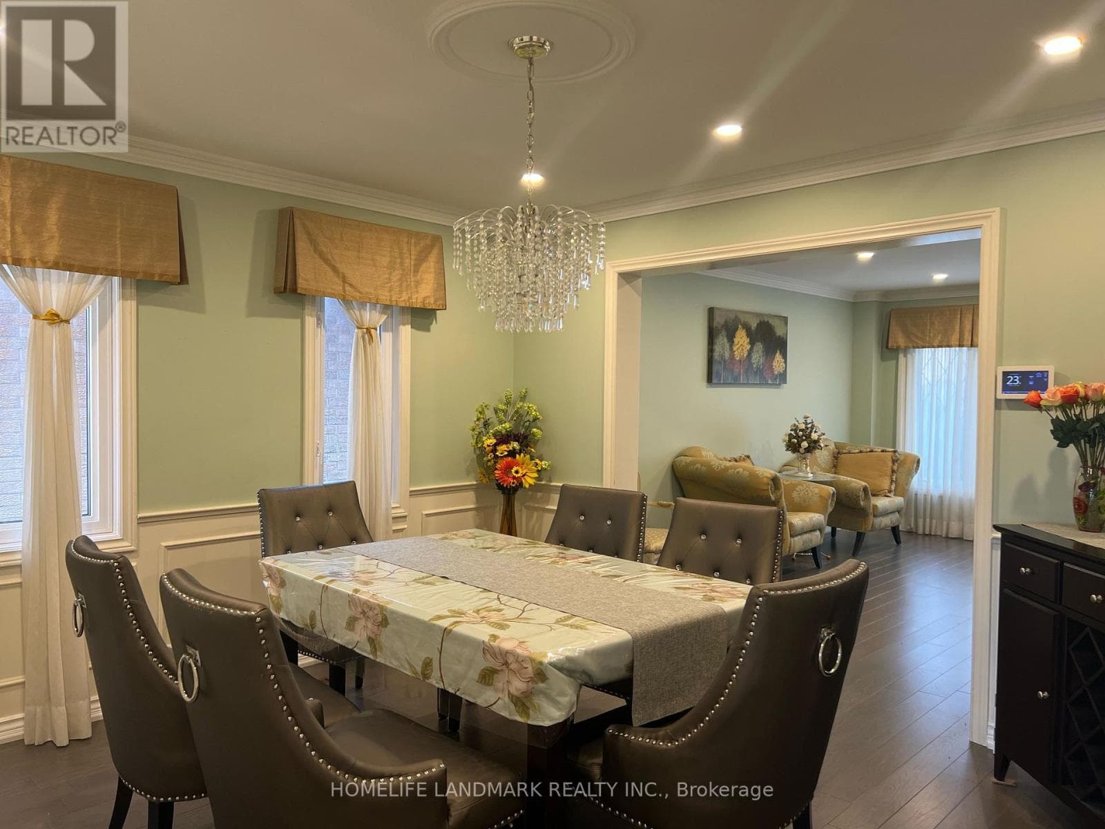 Single Family at 17 Cygnus Drive, Richmond Hill (Observatory), Ontario - Photo 4 - RE/MAX Garden City Realty