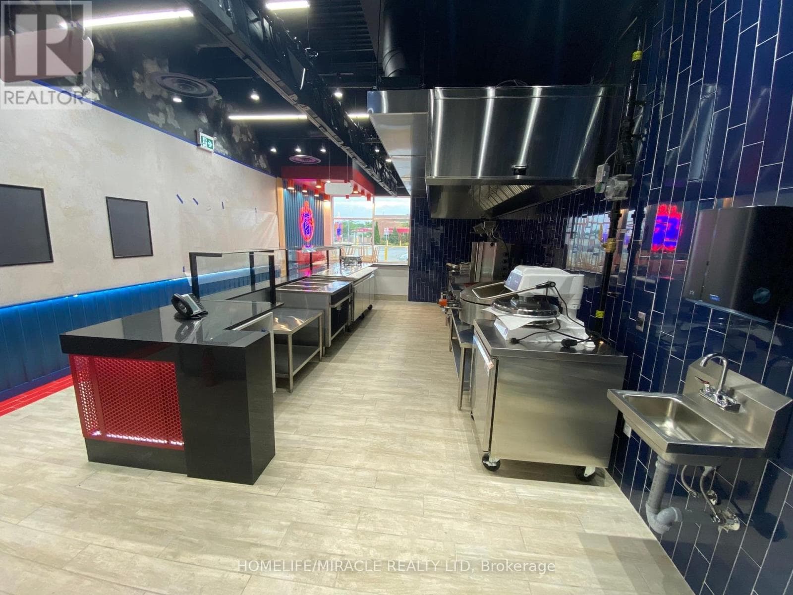 Business at 2151 St. Clair Avenue, Toronto (Junction Area), Ontario - Photo 4 - RE/MAX Garden City Realty