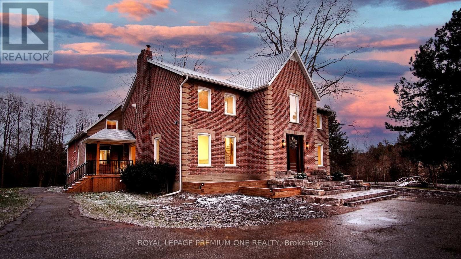 7590 19th Sideroad