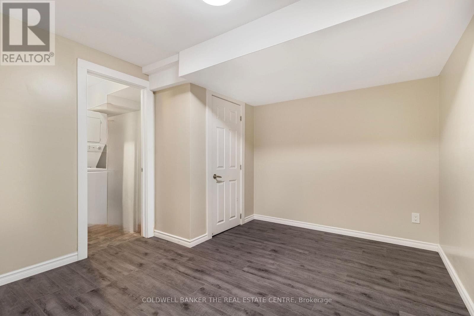 Single Family at 5 Rutherford Avenue, Toronto (Mount Dennis), Ontario - Photo 8 - RE/MAX Garden City Realty