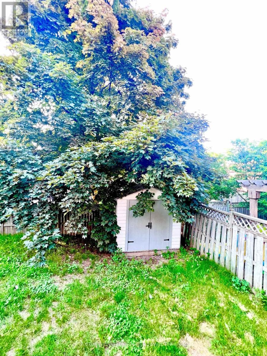 Single Family at 71 Trillium Crescent, Barrie (Allandale Heights), Ontario - Photo 10 - RE/MAX Garden City Realty