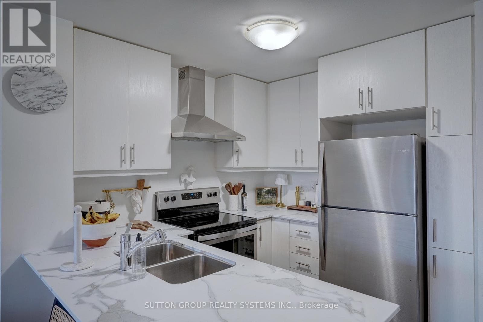 Single Family at 33- 100 Long Branch Avenue, Toronto (Long Branch), Ontario - Photo 10 - RE/MAX Garden City Realty