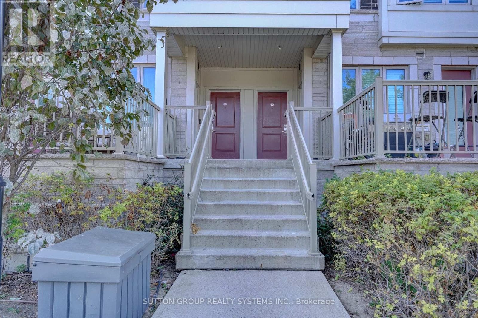 Single Family at 33- 100 Long Branch Avenue, Toronto (Long Branch), Ontario - Photo 3 - RE/MAX Garden City Realty