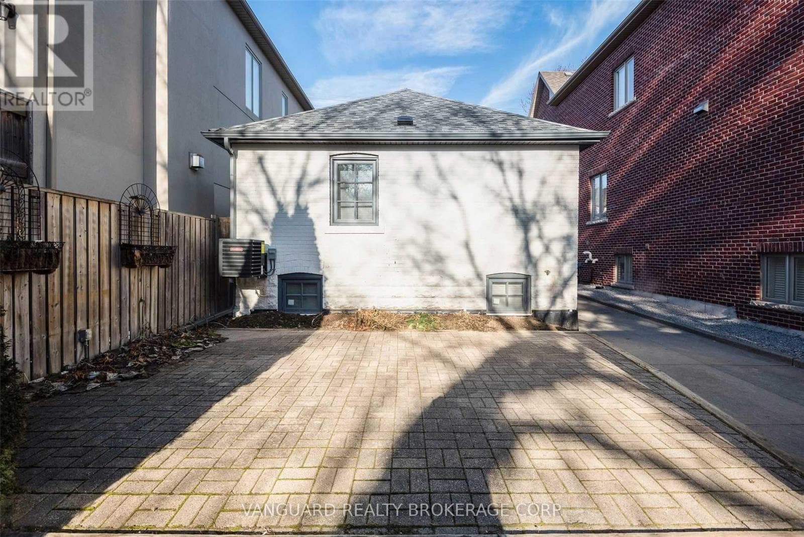 Single Family at Basement- 187 Brooke Avenue, Toronto (Bedford Park-Nortown), Ontario - Photo 10 - RE/MAX Garden City Realty