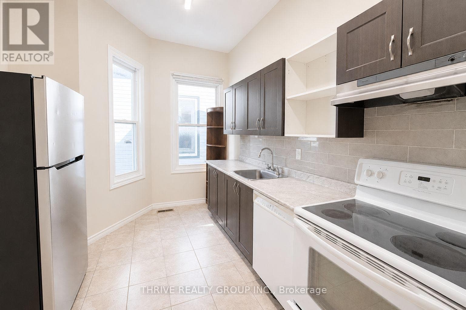 Multi-family at Rear- 220 Hamilton Road, London East (East L), Ontario - Photo 3 - RE/MAX Garden City Realty