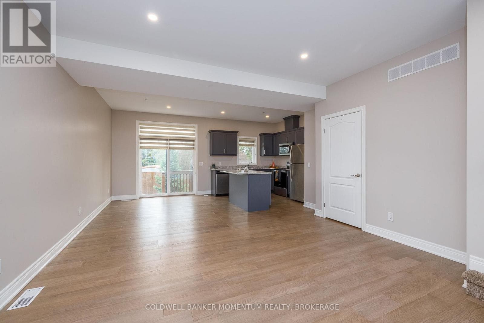 Single Family at 4- 18 Corbin Street, St. Catharines (Oakdale), Ontario - Photo 7 - RE/MAX Garden City Realty