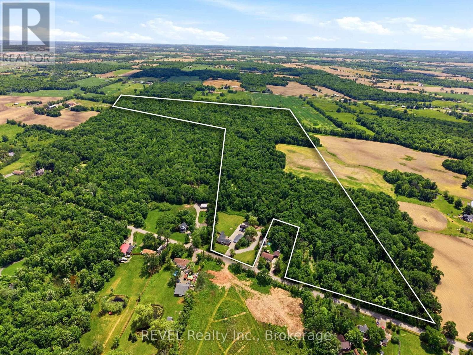 Single Family at 8238 Concession 5 Road, West Lincoln (West Lincoln), Ontario - Photo 6 - RE/MAX Garden City Realty
