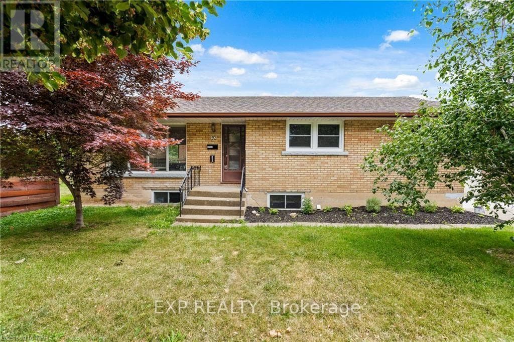 Lower- 92 Margery Avenue