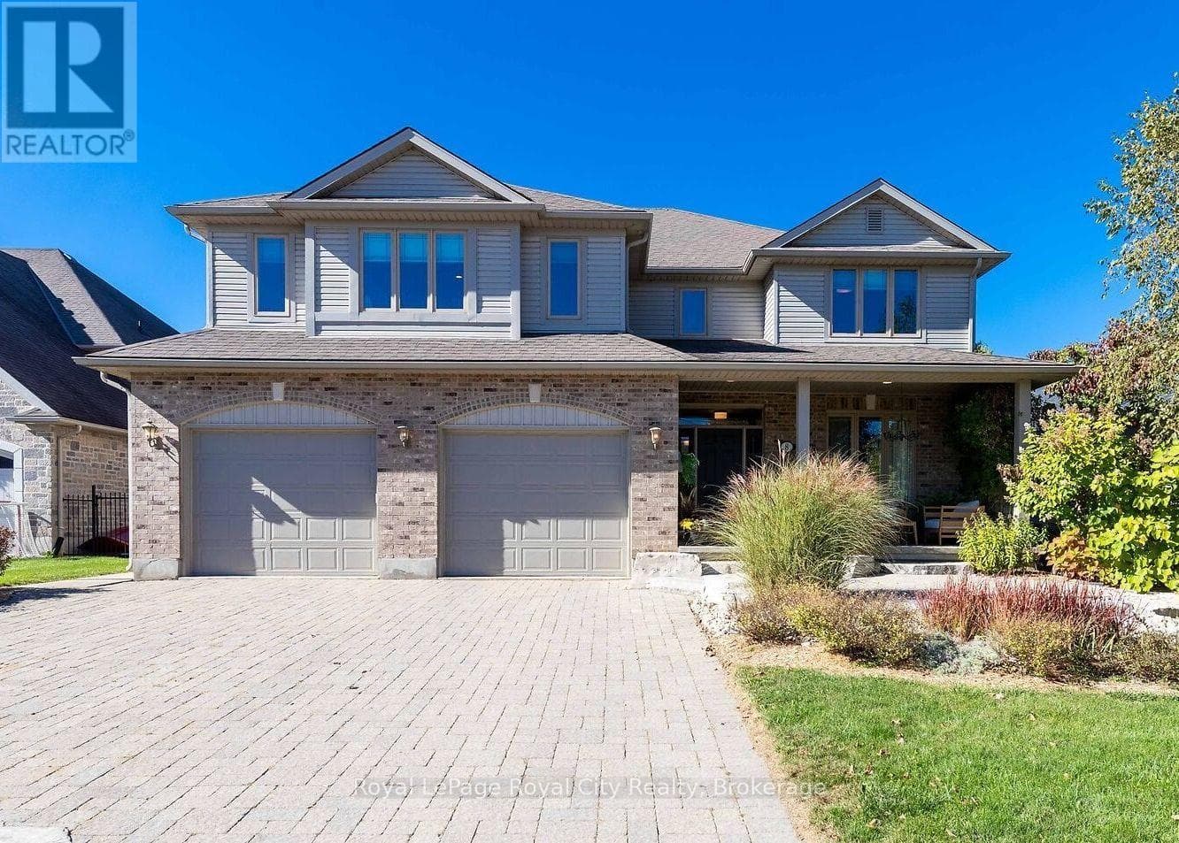8 Zaduk Place