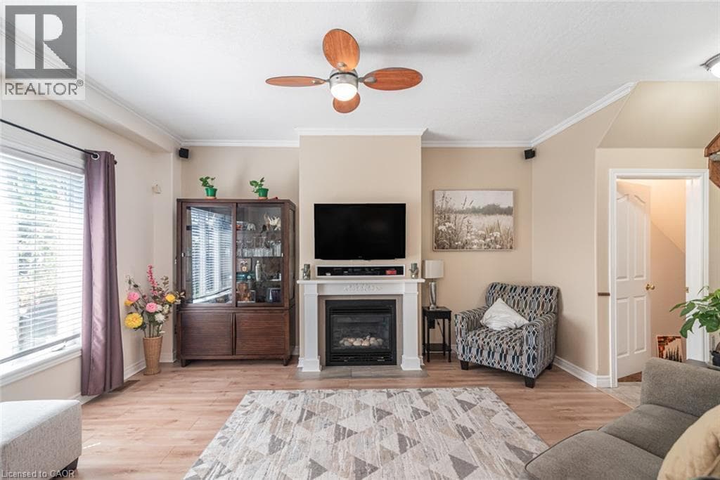 Single Family at 102 WILLOW Lane, Grimsby, Ontario - Photo 9 - RE/MAX Garden City Realty