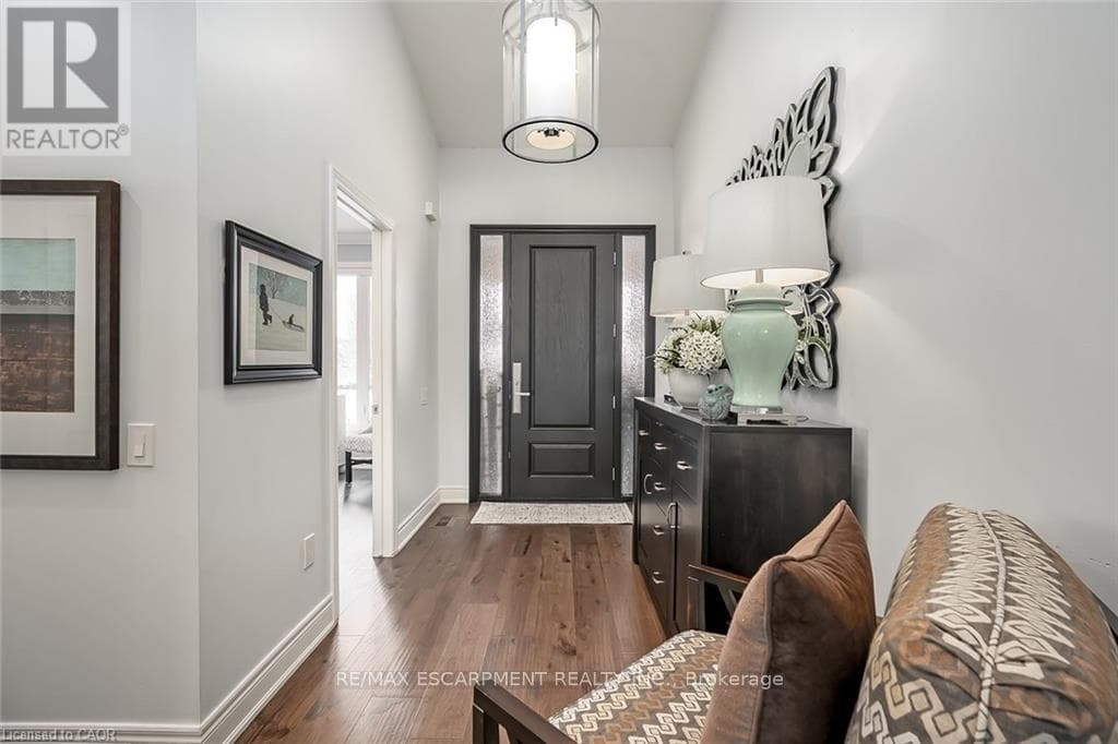 Single Family at 4252 Sarazen Drive, Burlington (Rose), Ontario - Photo 5 - RE/MAX Garden City Realty