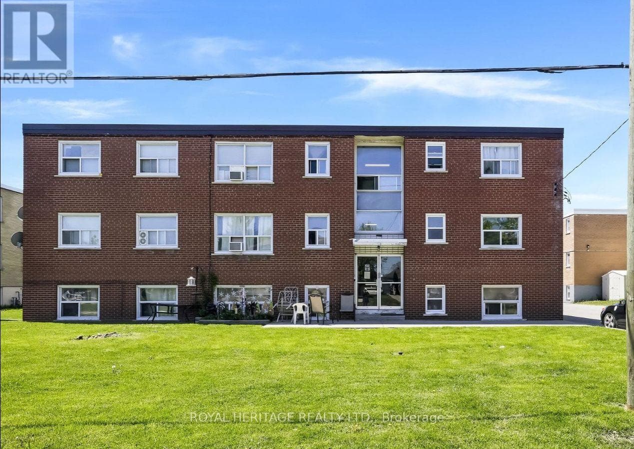 4- 300 Montrave Avenue
