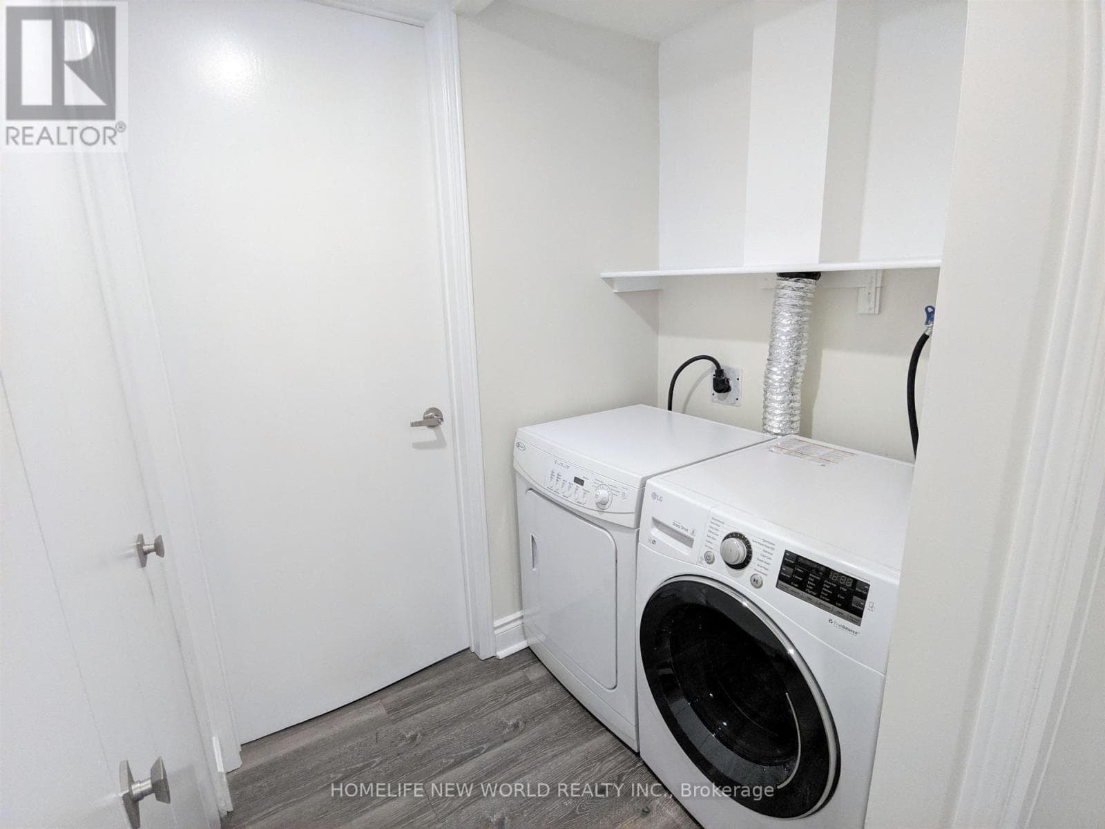 Single Family at Bsmt- 158 Coxwell Avenue, Toronto (Greenwood-Coxwell), Ontario - Photo 8 - RE/MAX Garden City Realty