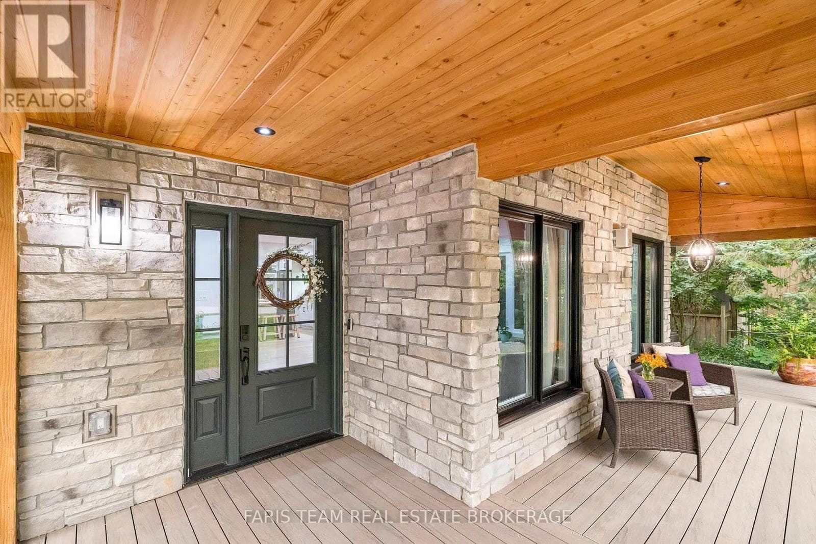 Single Family at 67 Doran Road, Springwater (Midhurst), Ontario - Photo 4 - RE/MAX Garden City Realty