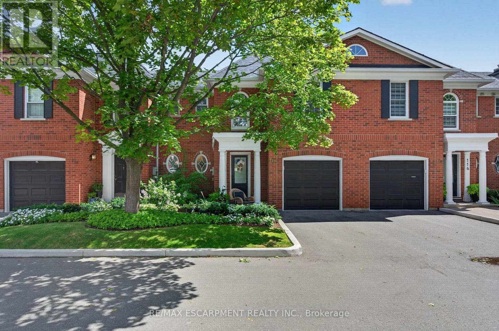 112 Fairwood Place