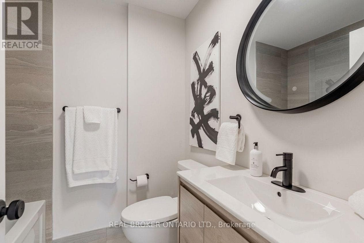 Single Family at Upper- 25 Newlin Crescent, Toronto (Glenfield-Jane Heights), Ontario - Photo 8 - RE/MAX Garden City Realty