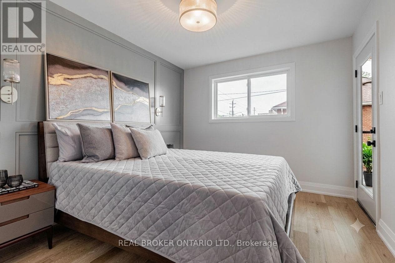 Single Family at Upper- 25 Newlin Crescent, Toronto (Glenfield-Jane Heights), Ontario - Photo 9 - RE/MAX Garden City Realty