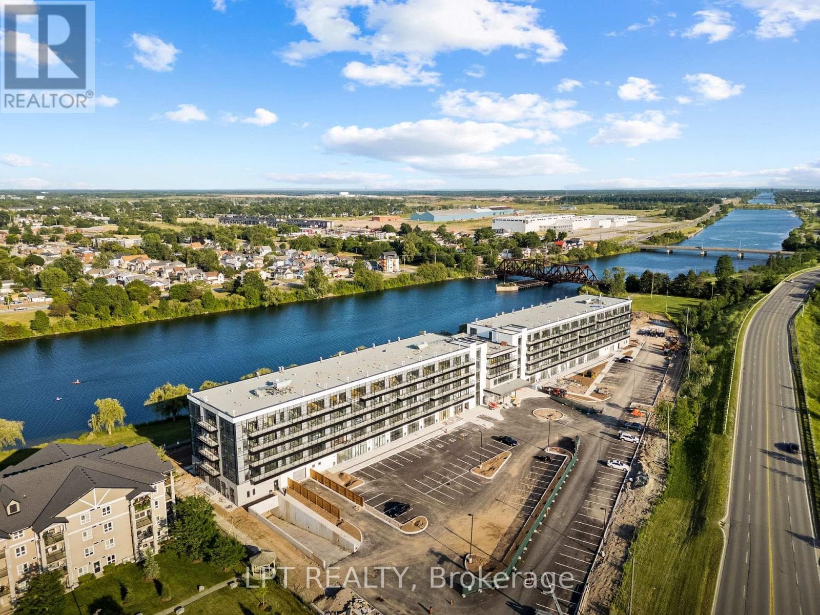 122- 350 Prince Charles Drive
