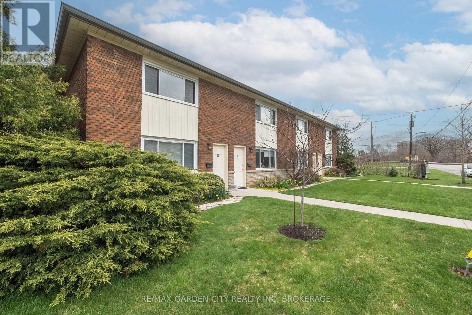 Multi-family at 2-8 RIVERVIEW Boulevard, St. Catharines (Glendale/Glenridge), Ontario - Photo 3 - RE/MAX Garden City Realty