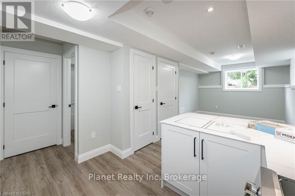 Single Family at 2- 330 Exhibition Street, Guelph (Exhibition Park), Ontario - Photo 3 - RE/MAX Garden City Realty