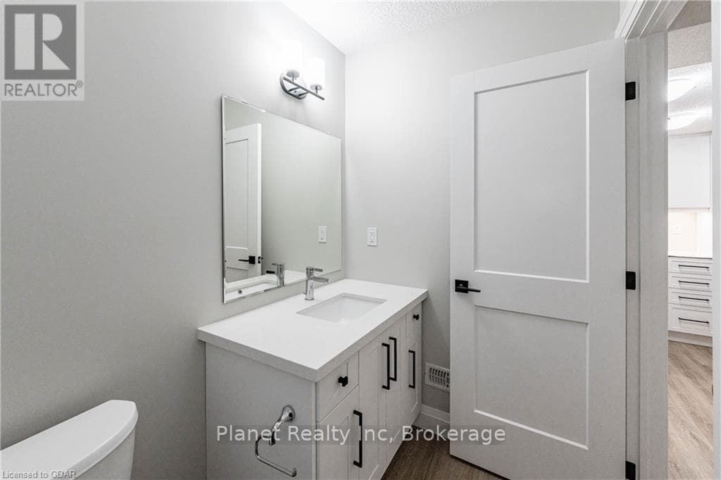 Single Family at 2- 330 Exhibition Street, Guelph (Exhibition Park), Ontario - Photo 8 - RE/MAX Garden City Realty