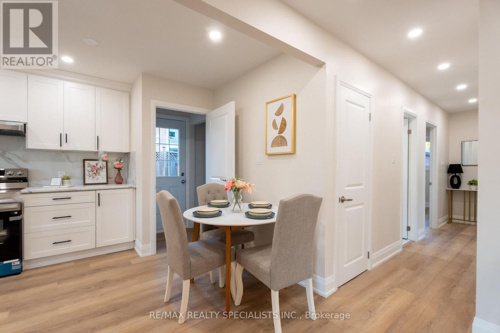 Single Family at 159 Bartley Bull Parkway, Brampton (Brampton East), Ontario - Photo 10 - RE/MAX Garden City Realty