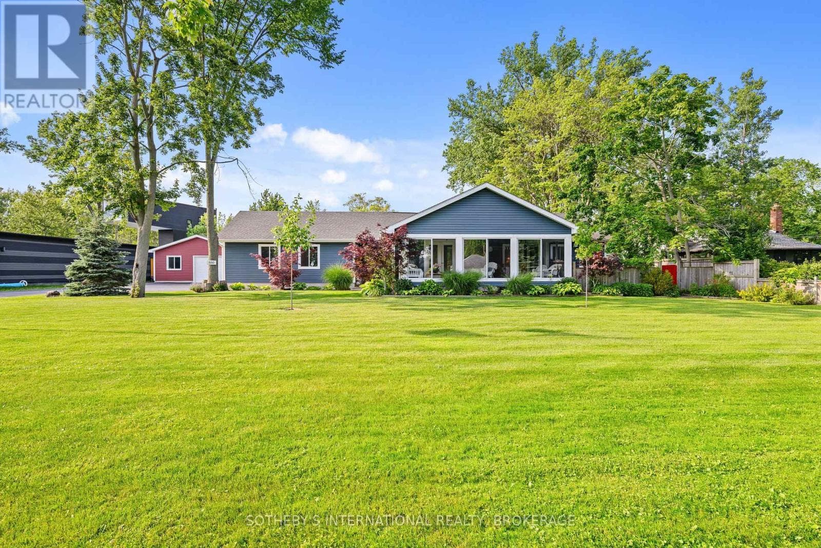 880 Edgemere Road
