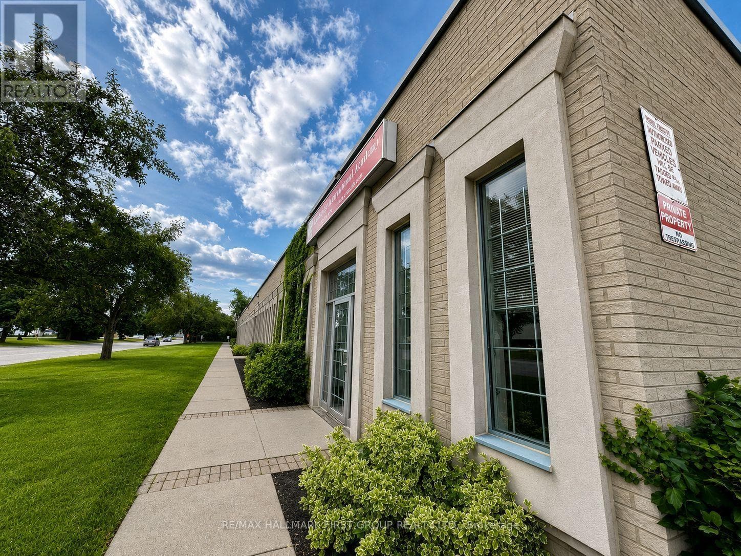 2- 126 Commercial Avenue