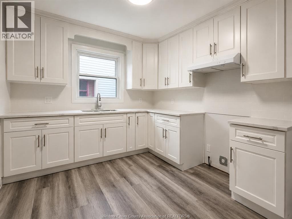 Single Family at 248 JOSEPHINE, Windsor, Ontario - Photo 6 - RE/MAX Garden City Realty