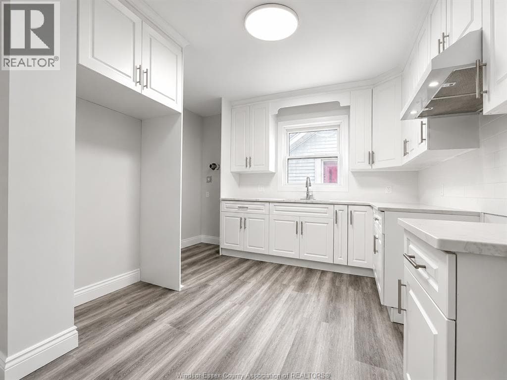 Single Family at 248 JOSEPHINE, Windsor, Ontario - Photo 8 - RE/MAX Garden City Realty