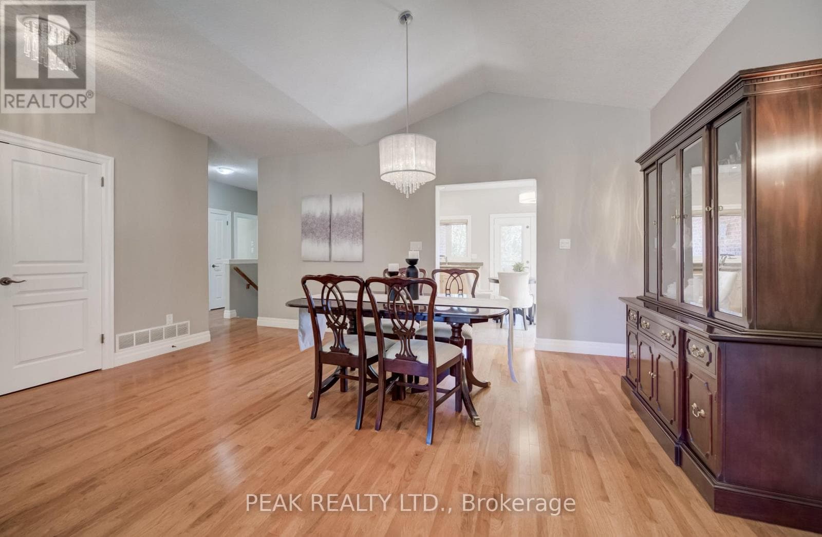 Single Family at 24 Thimbleberry Crossing, Wilmot, Ontario - Photo 10 - RE/MAX Garden City Realty