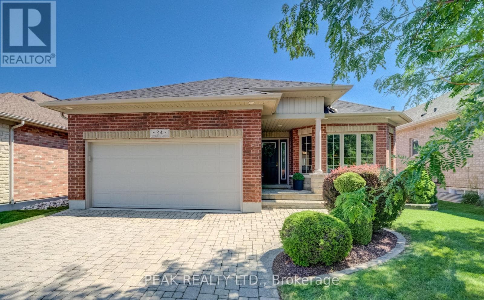 Single Family at 24 Thimbleberry Crossing, Wilmot, Ontario - Photo 2 - RE/MAX Garden City Realty